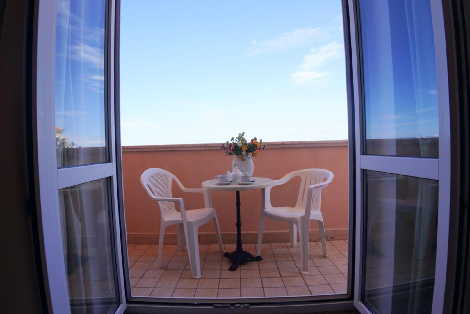 New Hotel Sonia Santa Maria di Castellabate Exterior photo